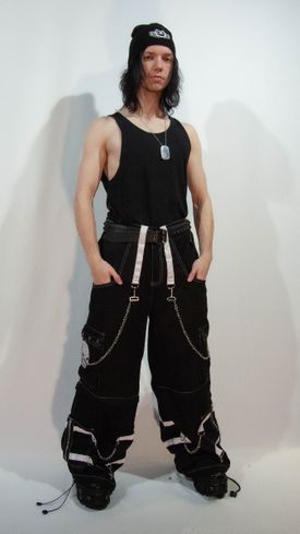 Online Metal Gothic Punk Rockabilly shop Babashop Alternatieve Gothic Metal Broeken Babashop Maastricht