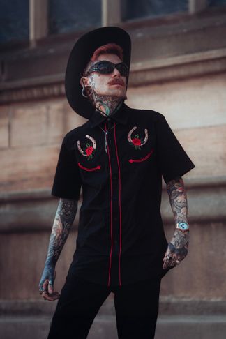 Western horse shoe S/S shirt